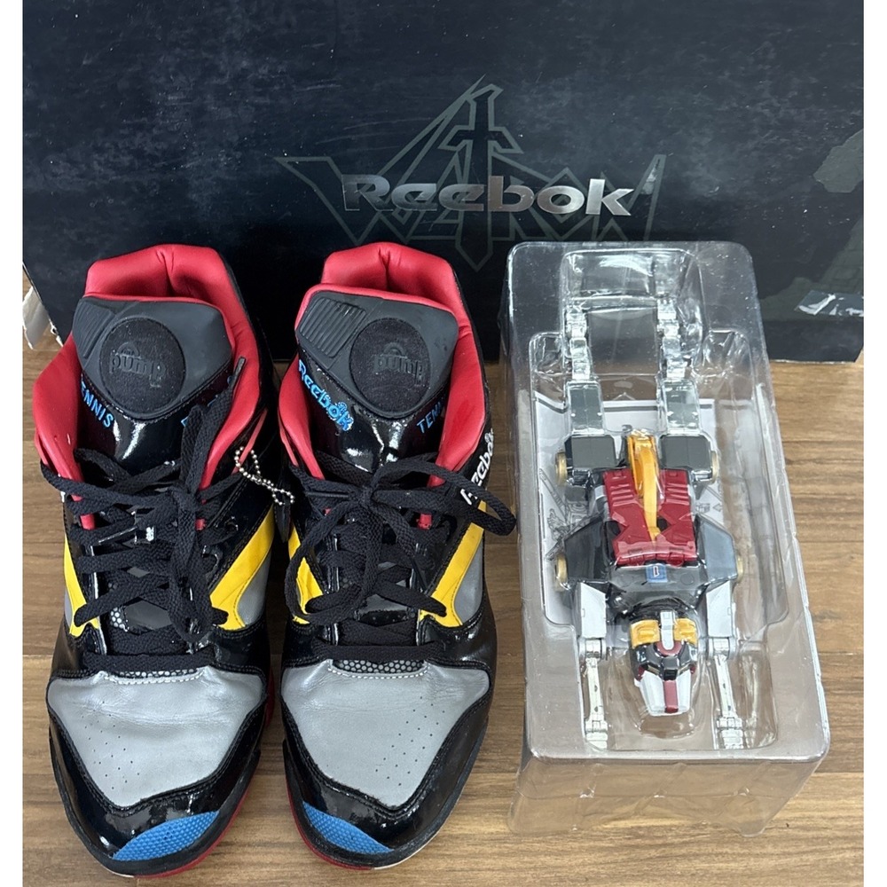Reebok Court Victory Pump Voltron Black Lion Mens Sneakers 12 RB 707 FLU